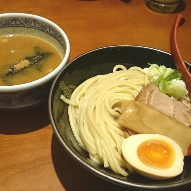 好濃味的沾麵，麵好粗身好彈牙，好味道