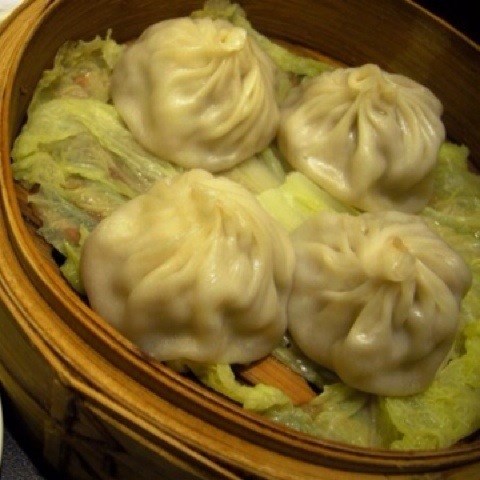 皮薄有湯汁,不錯。