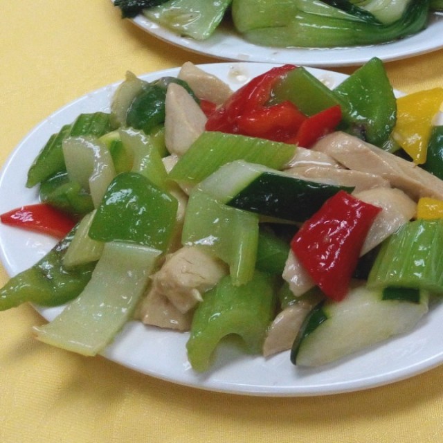 碧綠腐球片，是$98一人套餐中最出色的一款菜式。