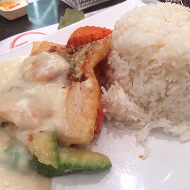 柏士圖焗魚柳飯