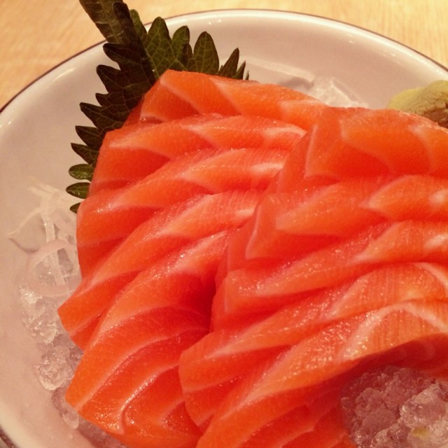 三文魚刺身