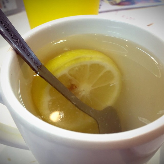 热柠水