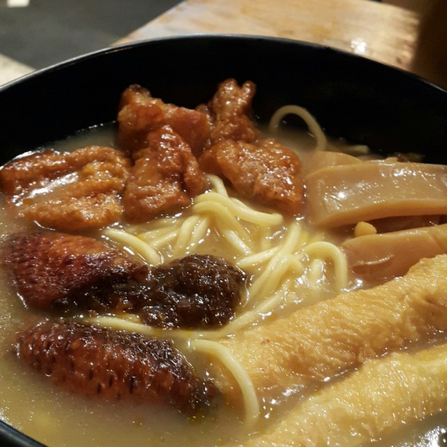 第一次食酸齋車仔麵，又幾好味喎😋個辣汁勁辣，食到人好開胃😅