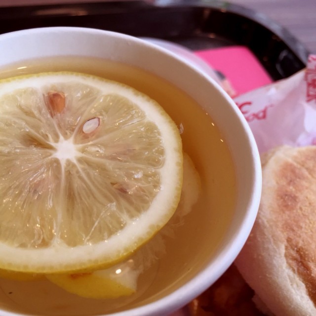熱檸水