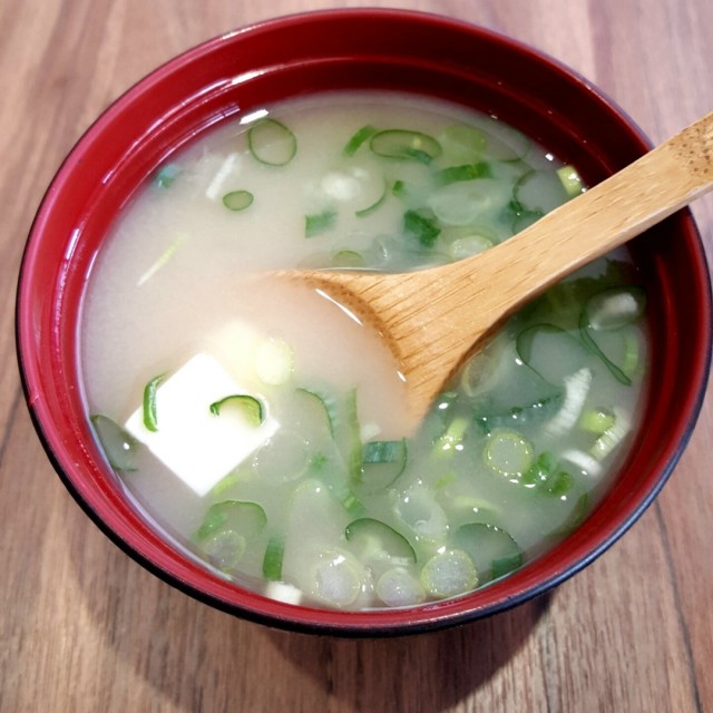 味噌湯豆腐好少，還是定食8較優！