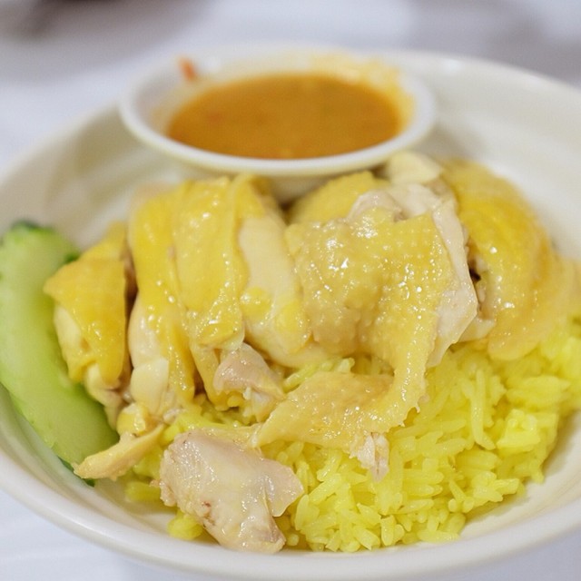 雞肉好嫩滑,配上酸酸辣辣既秘制醬汁,真係可以食十碗😍