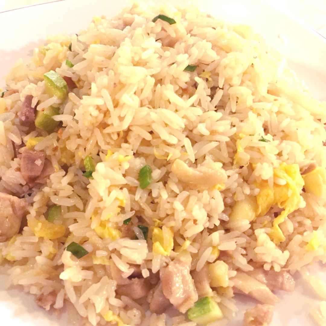 咸鱼鸡粒炒饭 $ 35