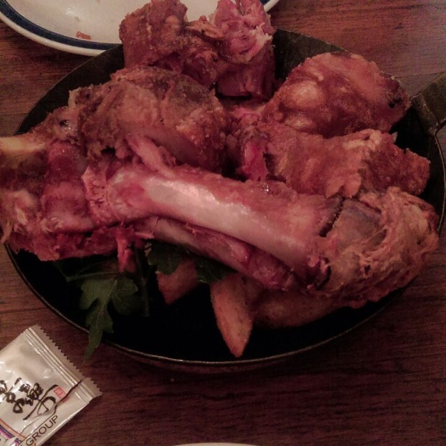 可以幫你切埋 兩人食加份腸已好飽