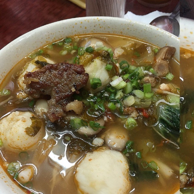 酸辣米线