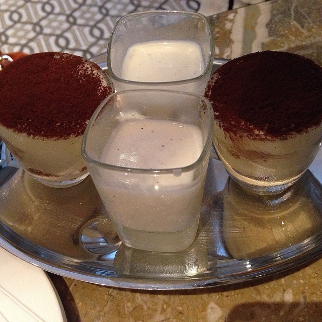 Afternoon tea set
