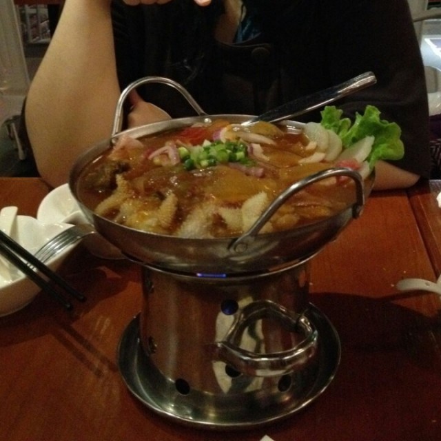 胡志明市紅蕃茄火車頭粉絲煲