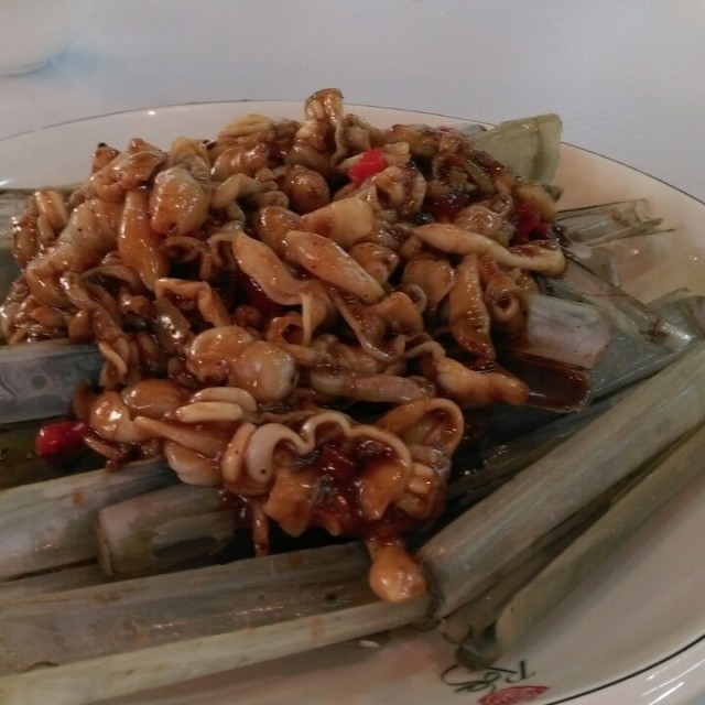 呢個都好香，炒得剛好，但有一，兩條有沙