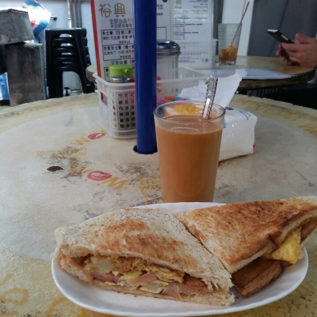 餐蛋治