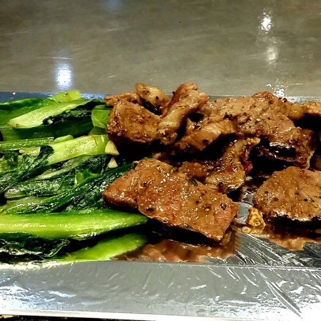 鐵板牛肩