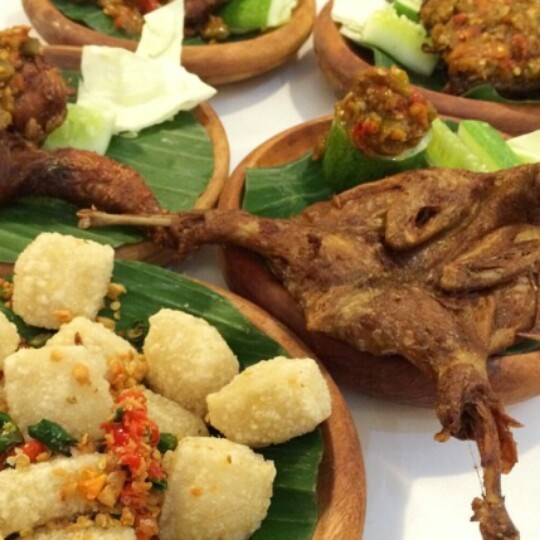 Burung Puyuh Goreng Warung Sangrai S Photo In Pantai Indah Kapuk