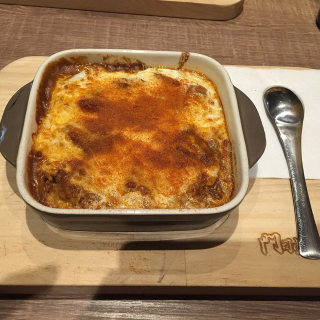 加了起司跟生蛋，口味夠重吃起來像爪哇咖哩