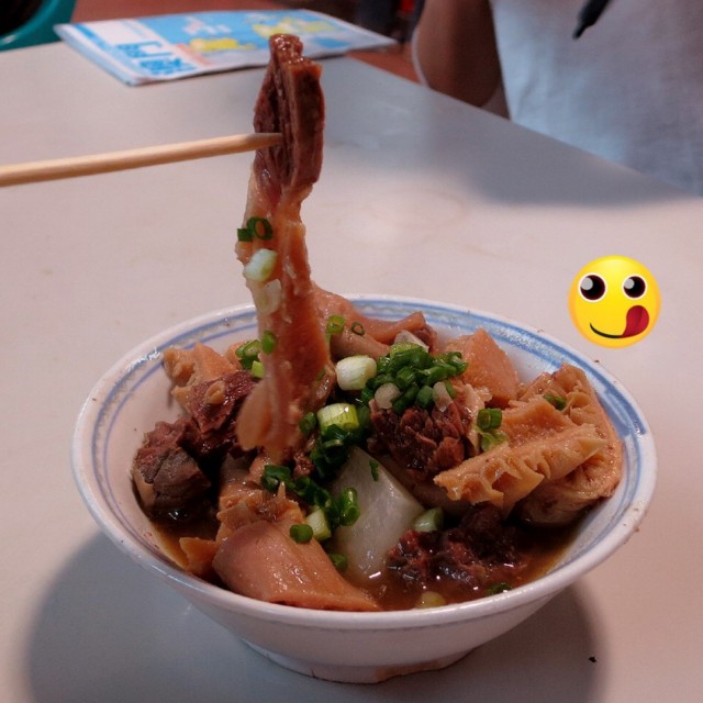 淋而入味嘅牛雜