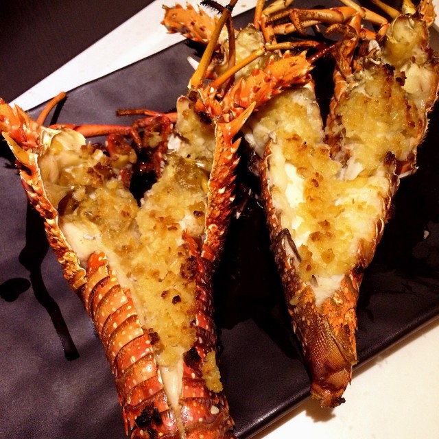 蒜蓉芝士xo酱烧龙虾