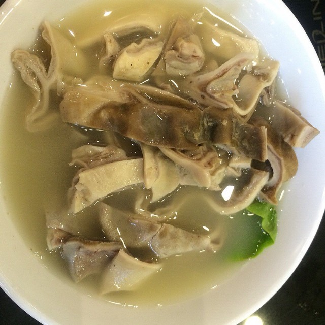 Pig's Stomach Soup 猪肚汤