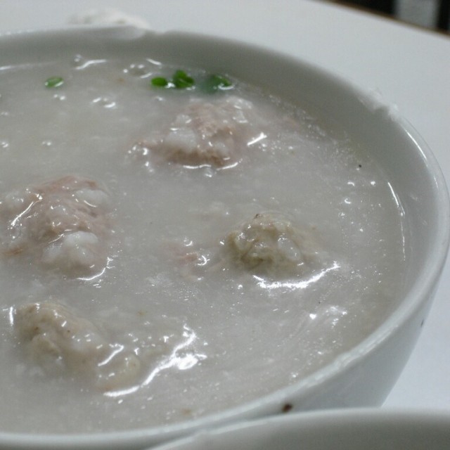 豬肉丸粥
