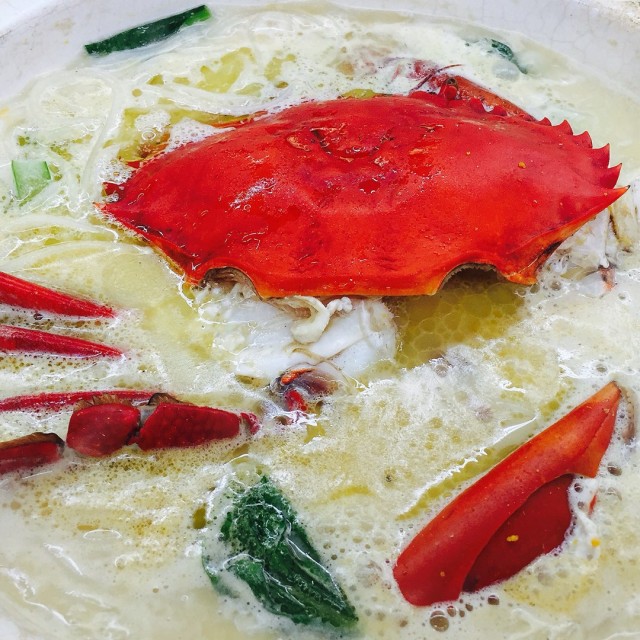 Claypot Crab Bee Hoon Soup