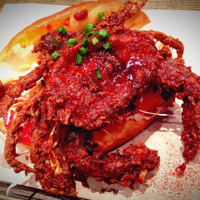 ปูนิ่มบัน คือดีมาก ปูนิ่มรสชาติจัดจ้านกลมกล่อน ทานคู่กับบันนุ่มๆ เริดสมกับเป็น signature ของร้านจริงๆ คะ