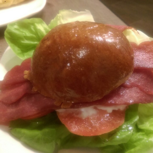 Turkey ham sandwich