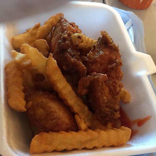 鸡翼薯条