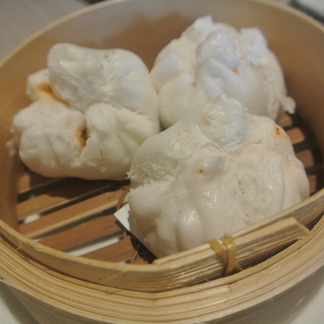 ซาลาเปาไส้หมูแดง