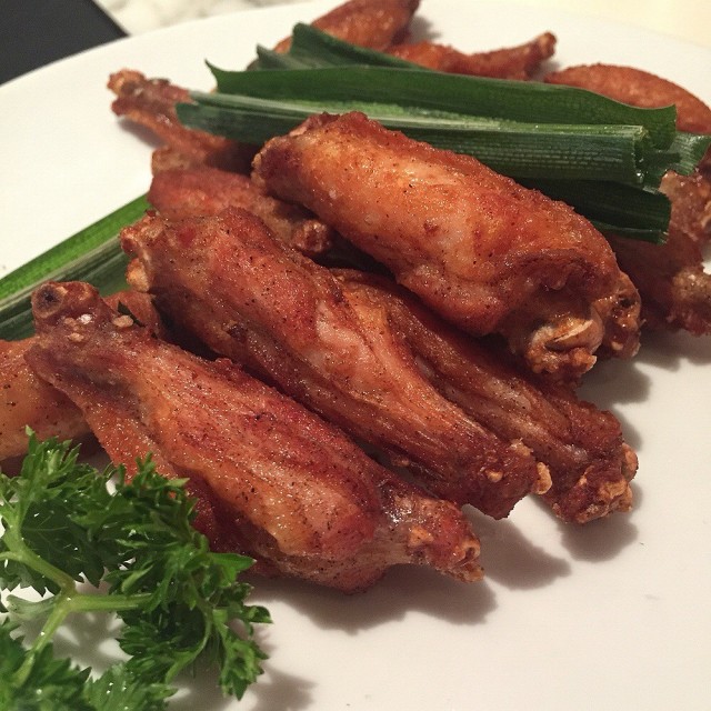 不太多肉,但味道不錯,份量很多,多人分享比較好!