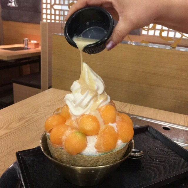 Melon Snow Milk Bingsu