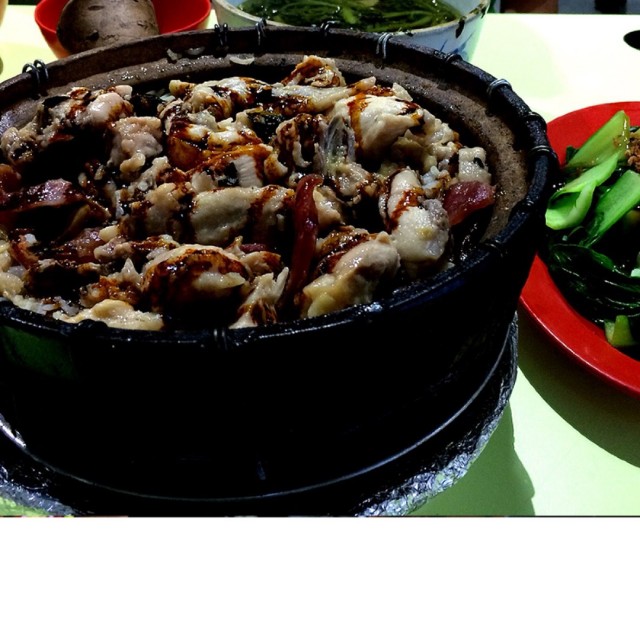 Claypot Chicken Rice