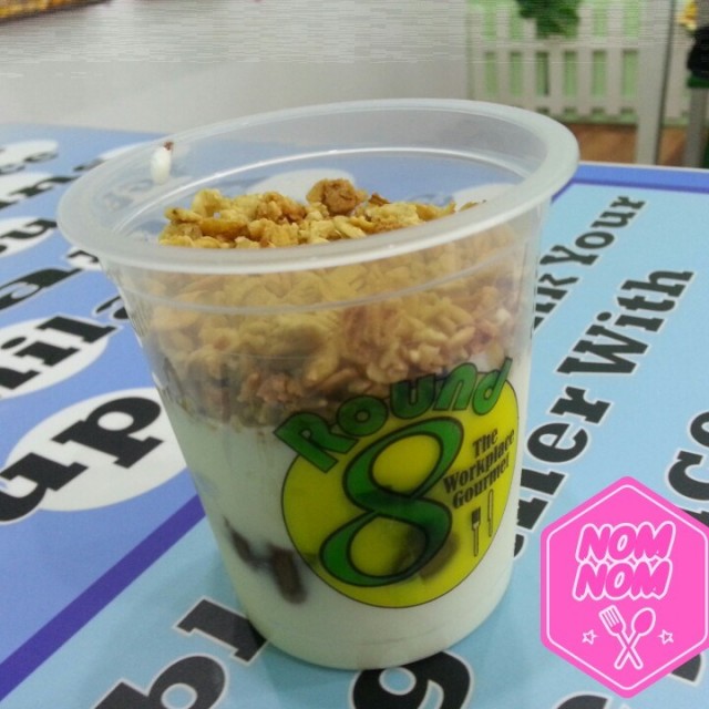 nutella yogurt parfait