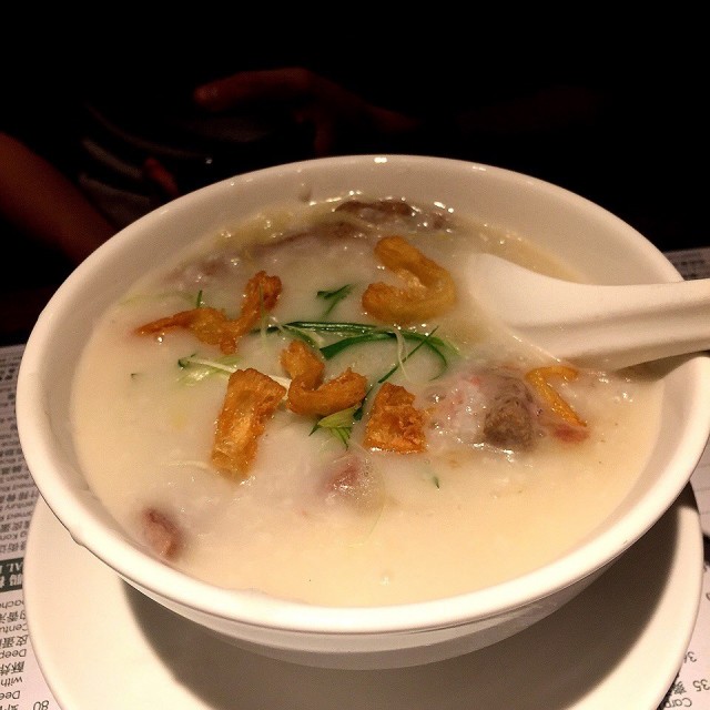 Congee with three treasures