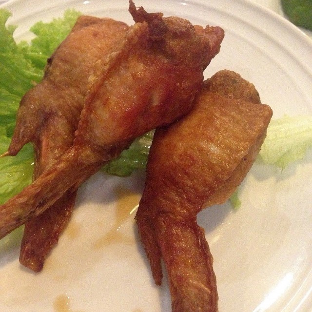 Thai stuff chicken wings