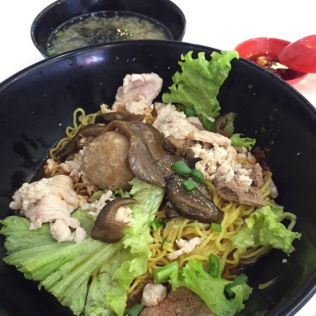 Mushroom Minced Meat Noodle