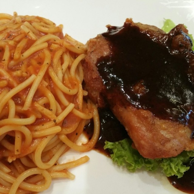 Black Pepper Chicken Spaghetti