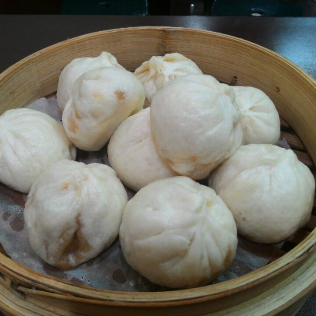 蒸籠內的小包子
