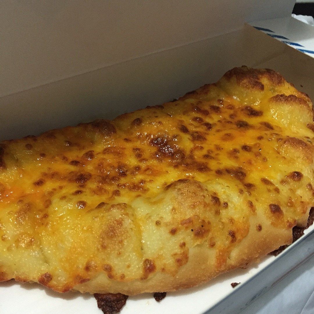 Cheese Bread Dominos Pizza Foto Di Grogol Jakarta Openrice