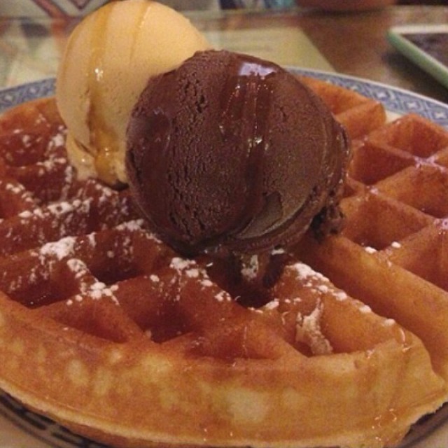 Waffle with ice cream