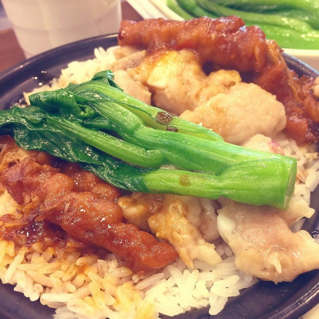 鳳爪排骨飯