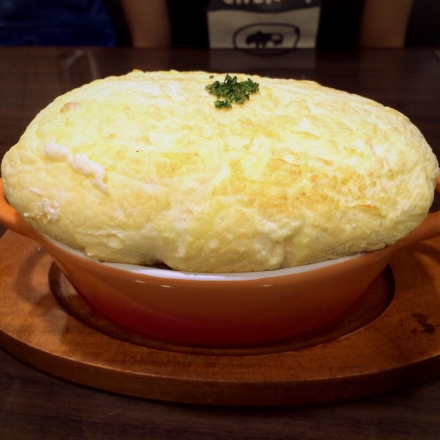舒芙蕾歐姆蛋漢堡排焗飯