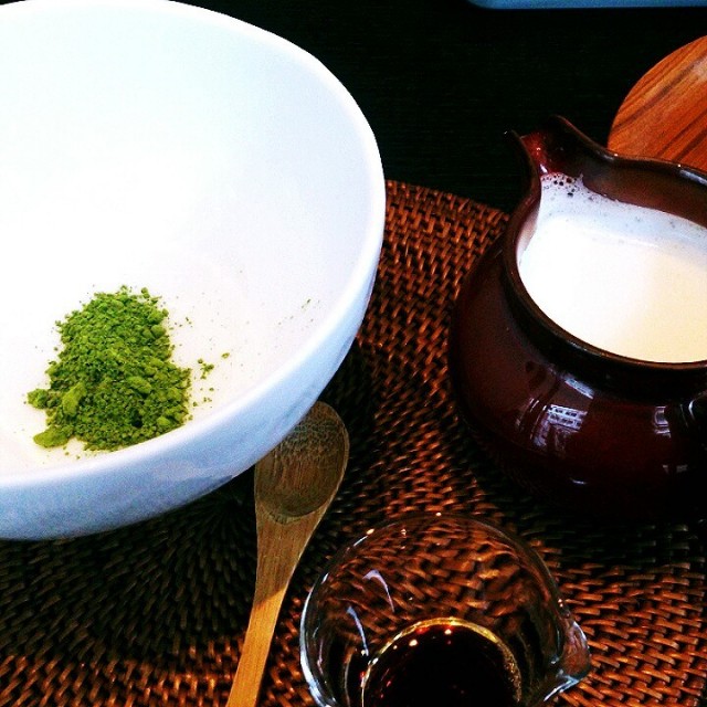 熱抹茶拿鐵