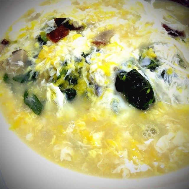 3 eggs spinach