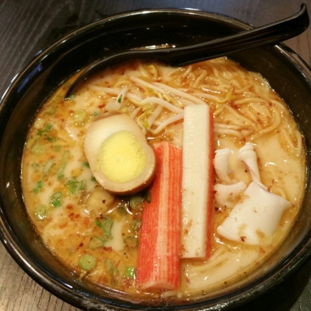 seafood tom yam ramen
