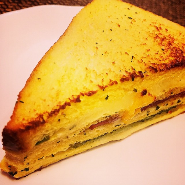 Roasted French Ham & Egg Sandwich (烤法式火腿鸡蛋三明治）