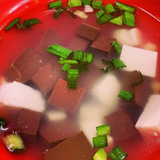 鸭血豆腐汤