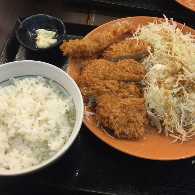 吉列炸蝦豬扒定食