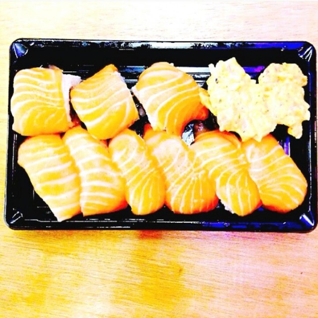 Salmon Sushi