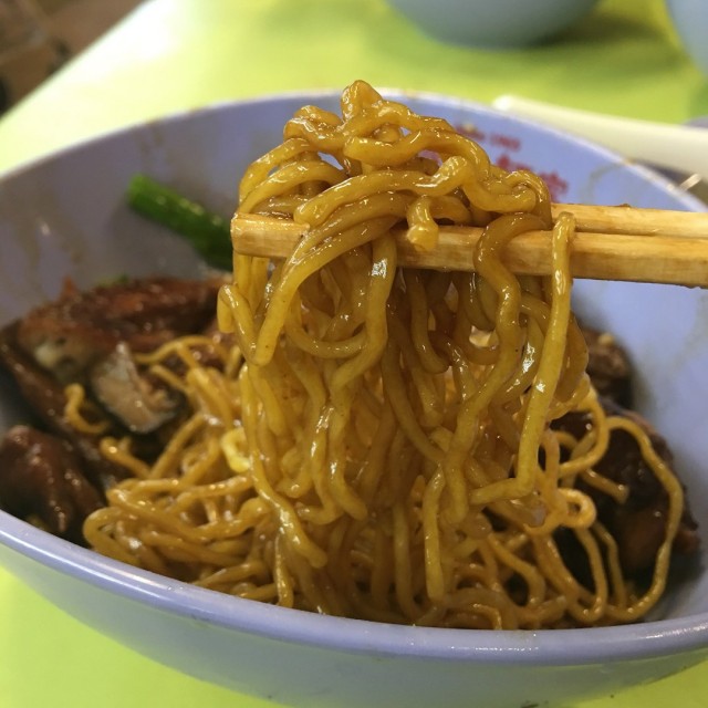 Soya Sauce Chicken Noodle